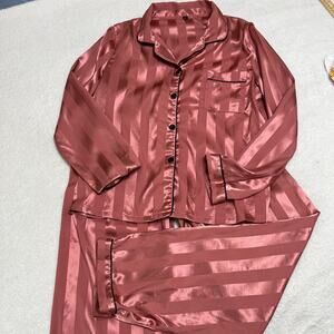 Satin Pajama Set Women’s Sz Large Rose Color super Cozy Soft Romantic‎